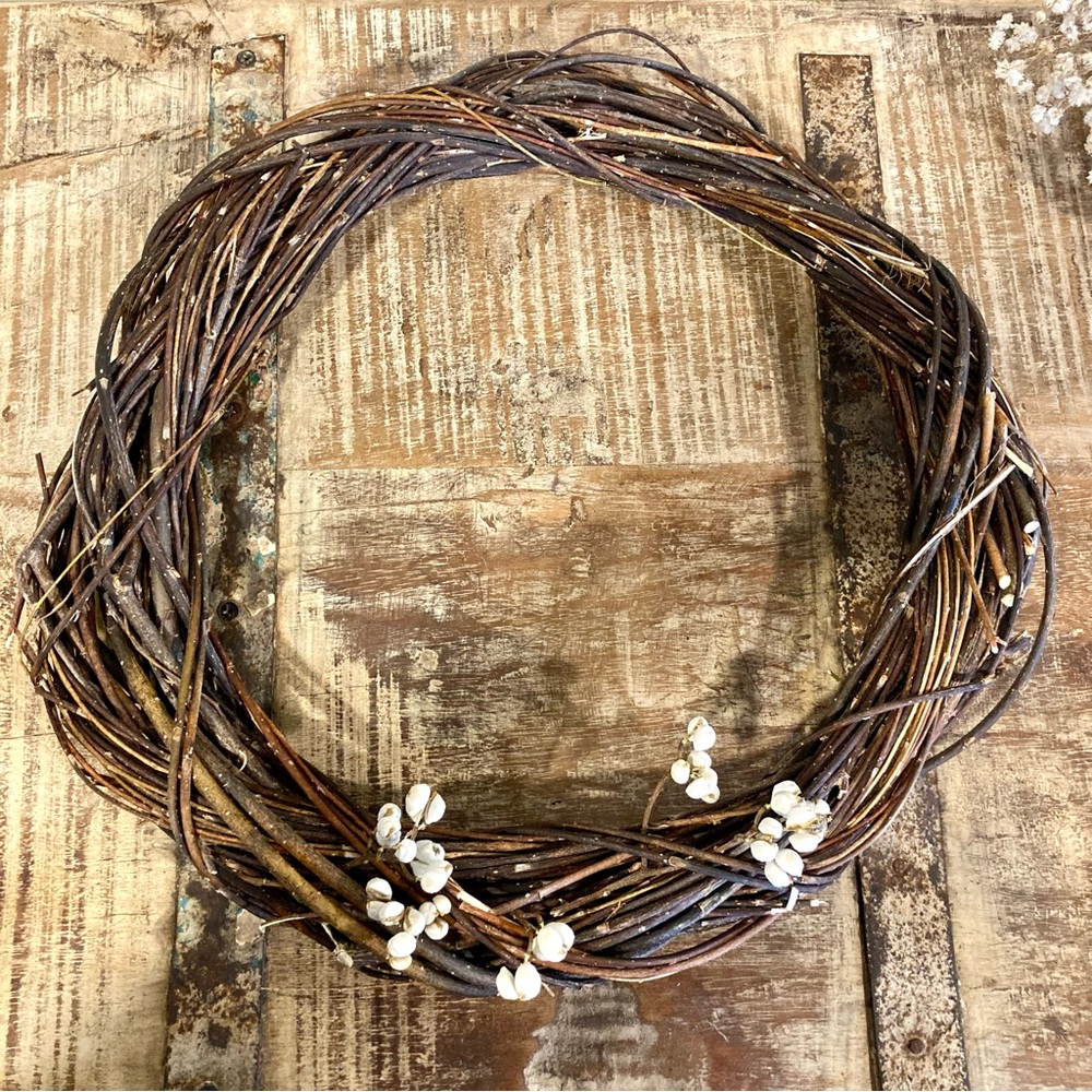 13” Natural Willow & Tallow Berry Wreath Neutral Rustic Decor Handmade Wreath - Picture 5 of 12